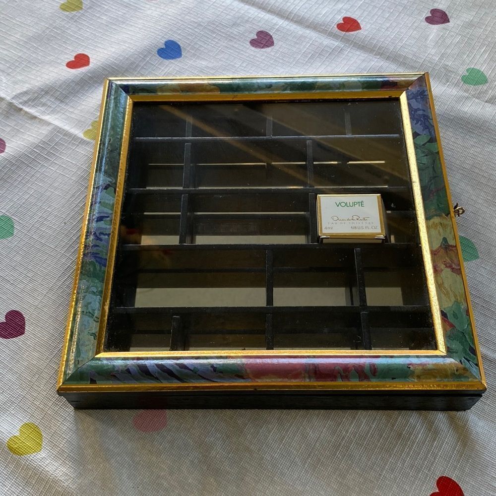 Vintage Fragrance Collectors Mirrored Shadow Box